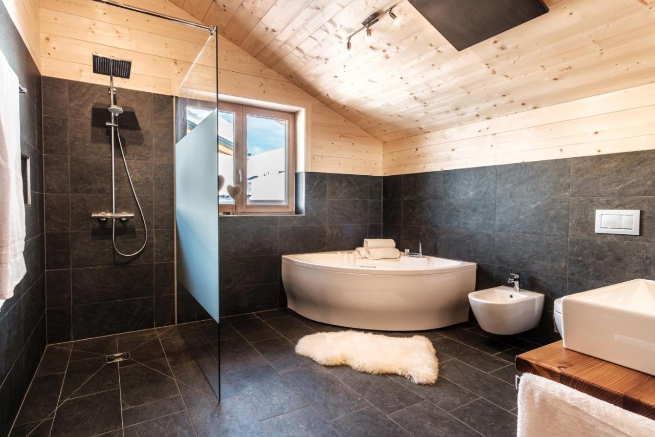 Heidi Chalets Falkert Heidialm - Chalets Bergwinter Patergassen Eksteriør bilde